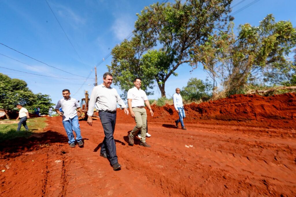 Municipalismo: Governo de MS investe em infraestrutura e apoia feira agropecuária em Glória de Dourados
