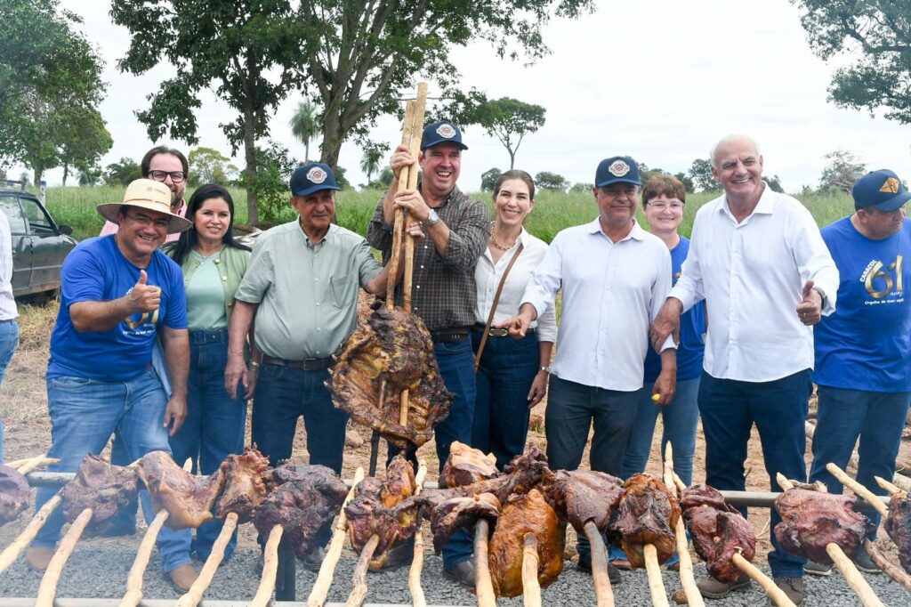 Caracol celebra 61 anos com festa, entregas e lançamentos de obras