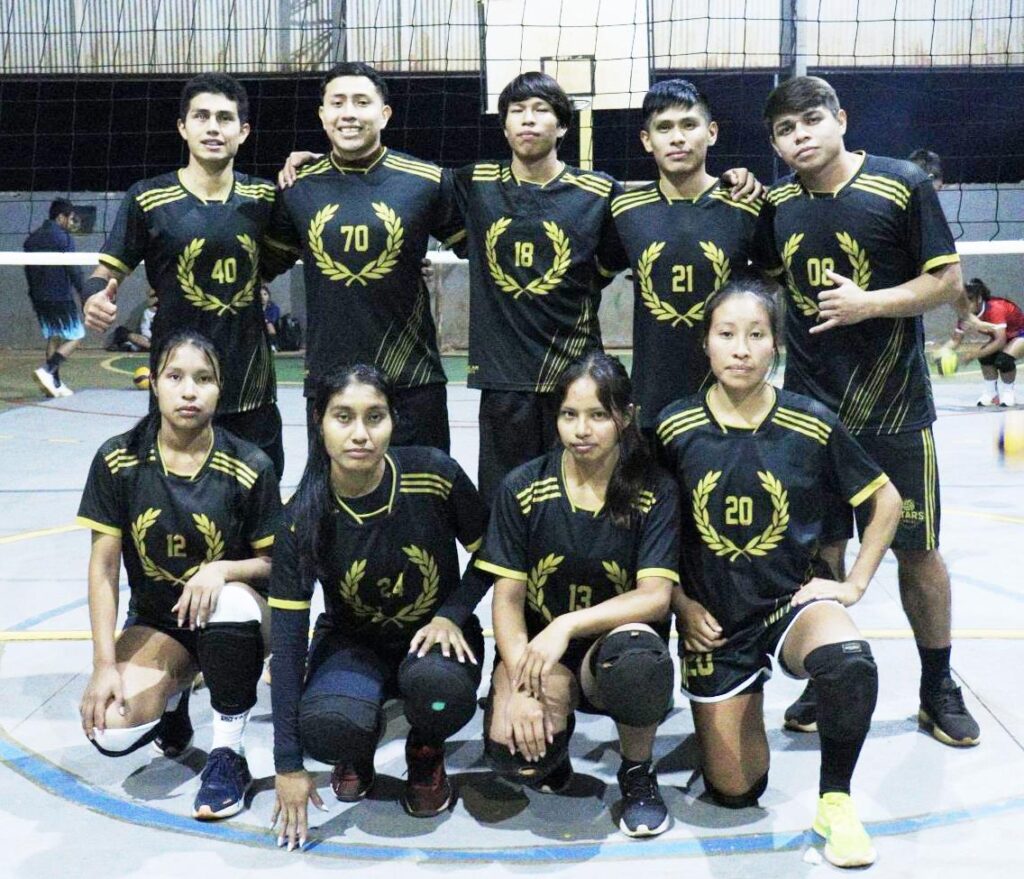 Campeonato de vôlei misto reúne equipes da região em Amambai