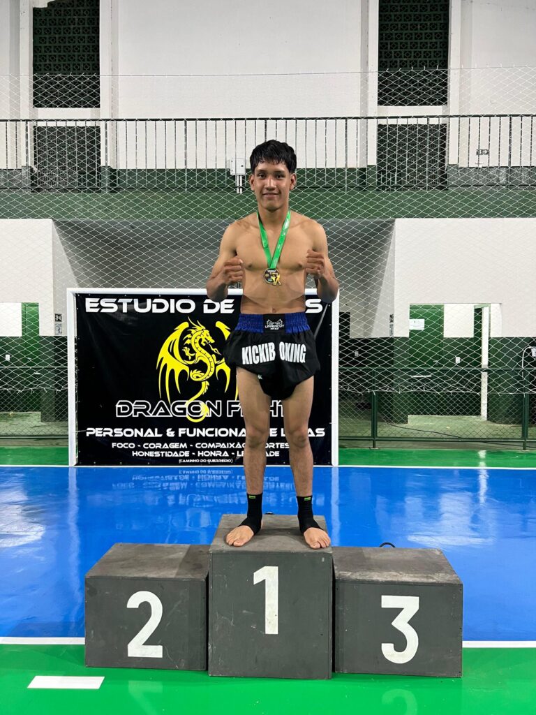 Equipe Black Wolf de Paranhos participa do 2° Open Bonito de Kickboxing
