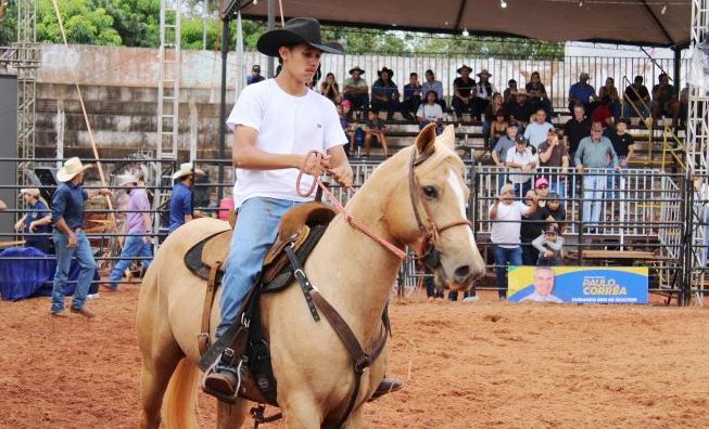 Campeão em Iguatemi tacuruense Eike Torquetti se prepara para fazer bonito em casa na Prova dos Três Tambores