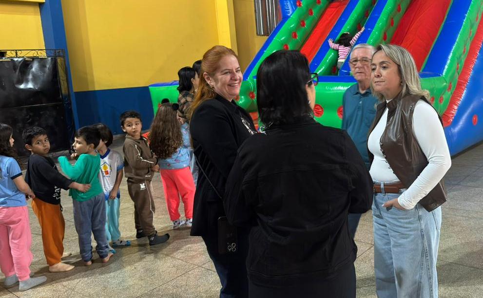Mais do que móveis e brinquedos, apoio de Lia Nogueira leva acolhimento ao Lar Santa Rita Mais do que móveis e brinquedos, apoio de Lia Nogueira leva acolhimento ao Lar Santa Rita