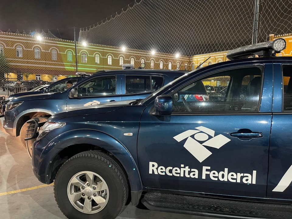 Operação Fluxo Oculto mira esquema no setor de combustíveis com movimentação de R$ 26 bilhões em fintechs Operação Fluxo Oculto mira esquema no setor de combustíveis com movimentação de R$ 26 bilhões em fintechs