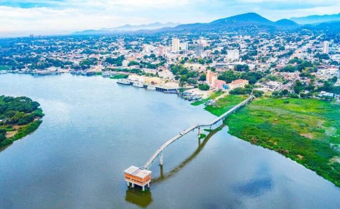 Captacao-de-agua-no-Rio-Paraguai_sanesul-730x449