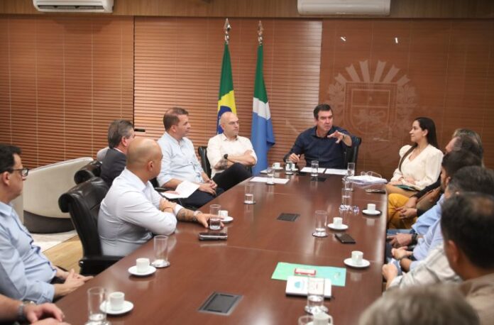 Grupo-de-Trabalho-50-anos-MS-Foto-Alvaro-Rezende-2-730x480