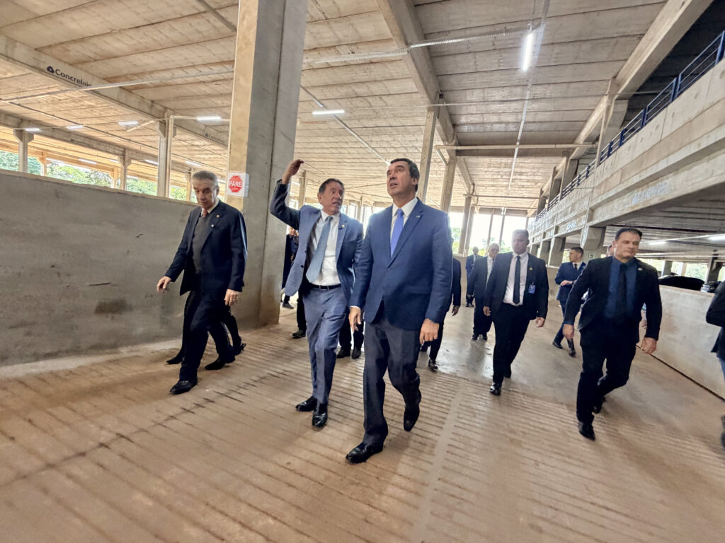 Gerson destaca preservação da memória institucional em inauguração do estacionamento e lançamento de livro dos 45 anos da ALEMS