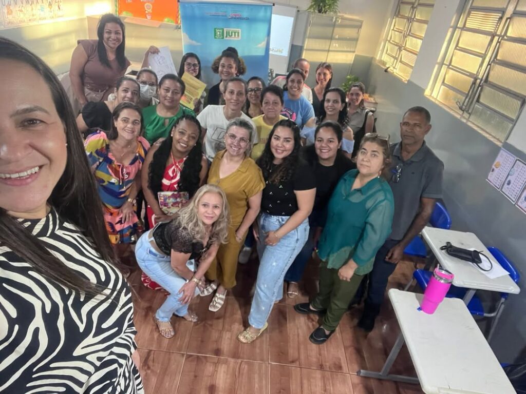 Prefeitura de Juti realiza Formação Continuada com os profissionais da Rede Municipal de Ensino Prefeitura de Juti realiza Formação Continuada com os profissionais da Rede Municipal de Ensino