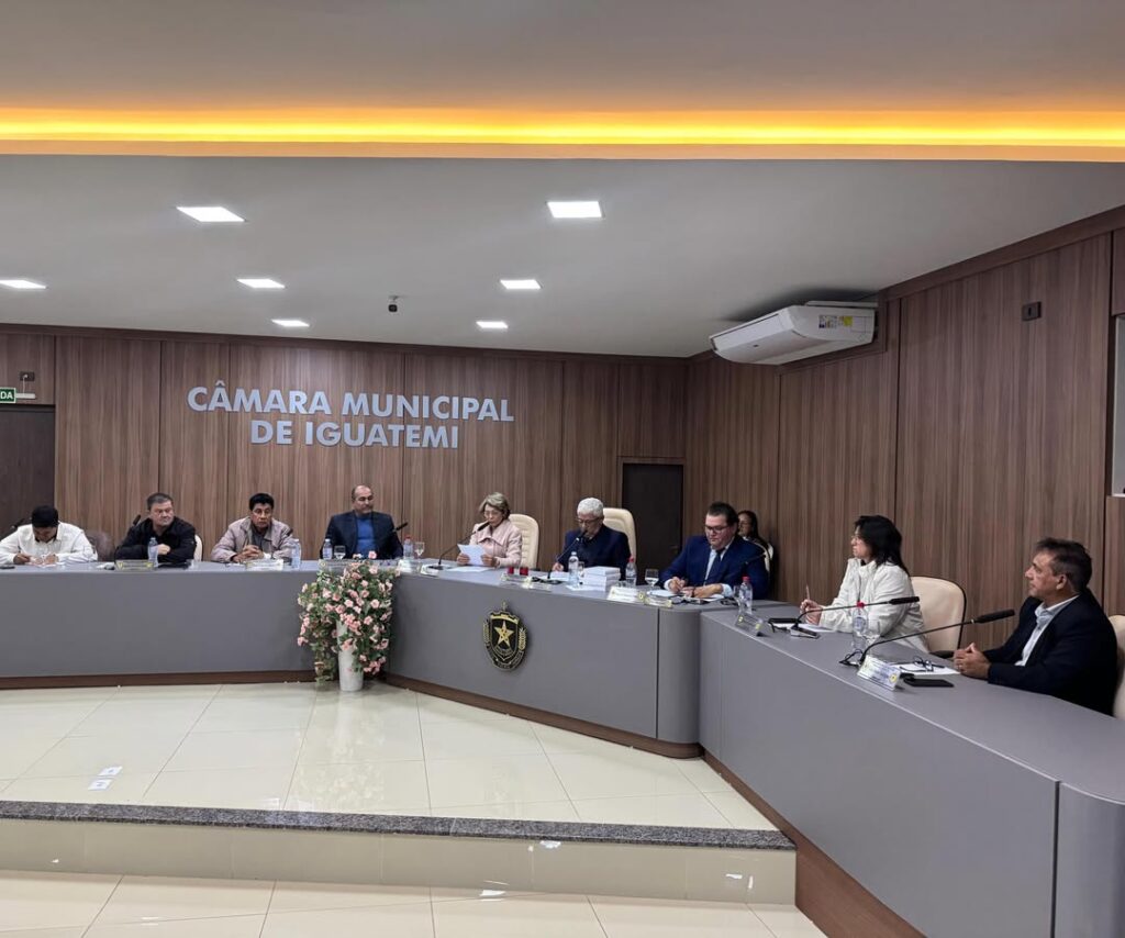 Câmara de Iguatemi homenageia policiais militares da Força Nacional por atuação na fronteira Câmara de Iguatemi homenageia policiais militares da Força Nacional por atuação na fronteira