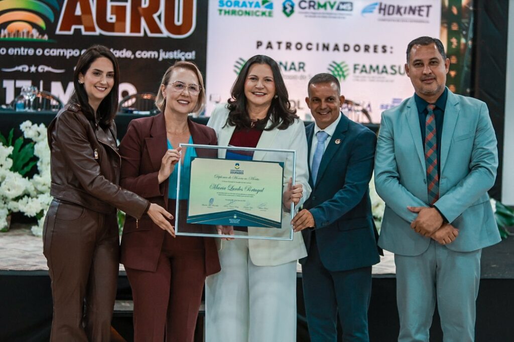 Prefeita de Caarapó recebe homenagem durante sessão solene na 60ª Expoagro, em Dourados