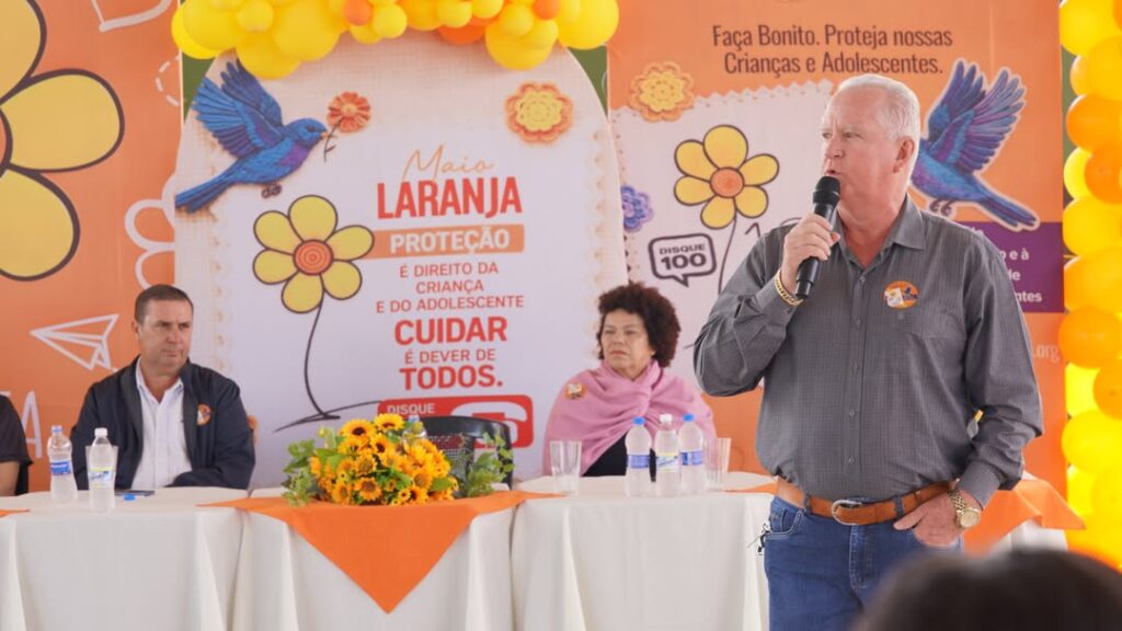 Prefeitura de Juti realiza encontro sobre o Maio Laranja, com beneficiários dos programas sociais