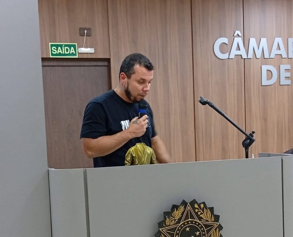 Atletas do Jiu-Jitsu são homenageados durante sessão da Câmara de Iguatemi