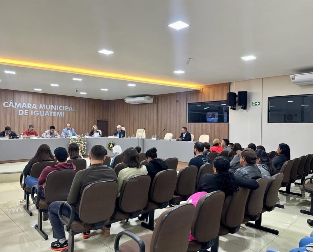 Atletas do Jiu-Jitsu são homenageados durante sessão da Câmara de Iguatemi