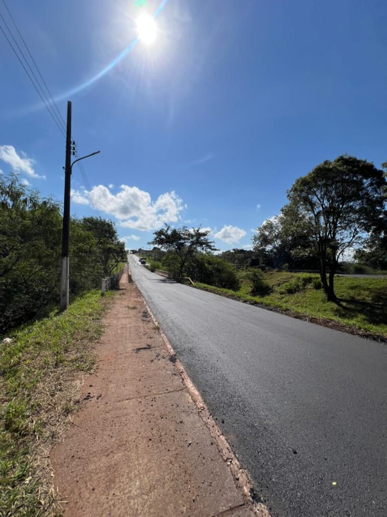 Recapeamento da MS-156 avança e reforça parceria entre Prefeitura de Amambai e Governo do Estado Recapeamento da MS-156 avança e reforça parceria entre Prefeitura de Amambai e Governo do Estado