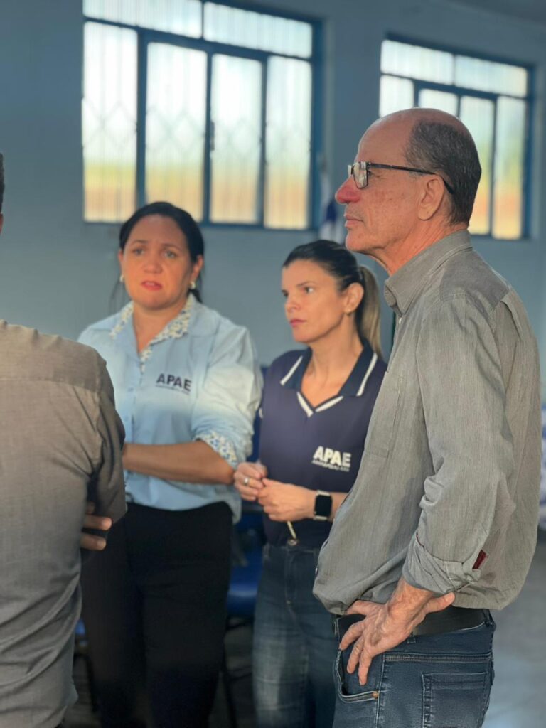 Prefeito de Amambai recebe visita institucional do deputado estadual Junior Mochi para diálogo e troca de ideias em prol do município Prefeito de Amambai recebe visita institucional do deputado estadual Junior Mochi para diálogo e troca de ideias em prol do município