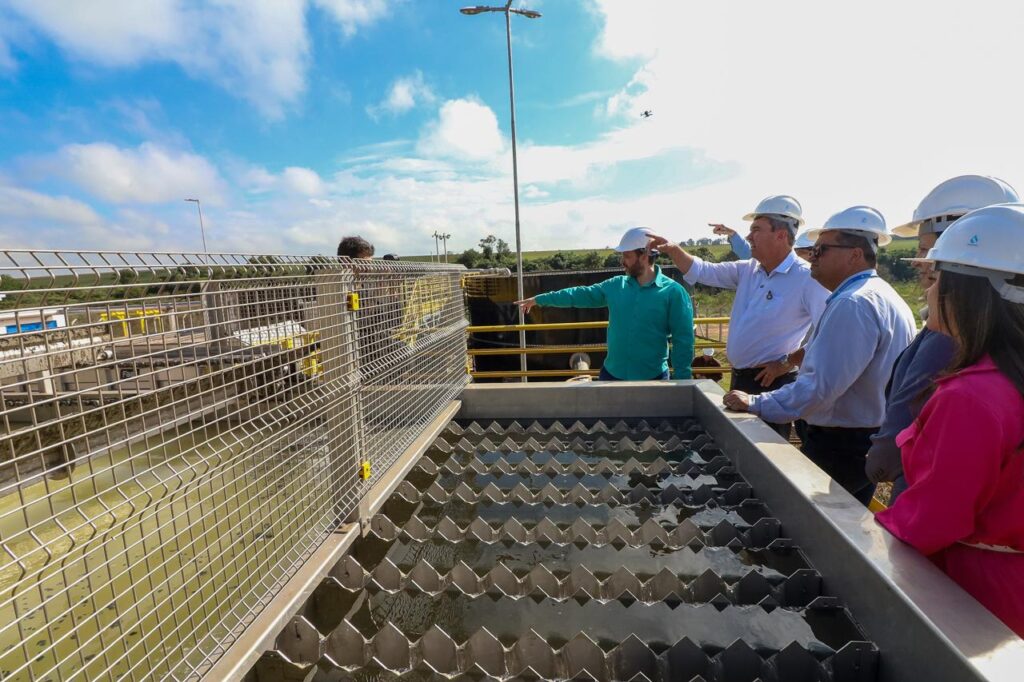 Caarapó ganha pacote de obras urbanas, com reforma de hospital e nova rodovia MS-378 Caarapó ganha pacote de obras urbanas, com reforma de hospital e nova rodovia MS-378