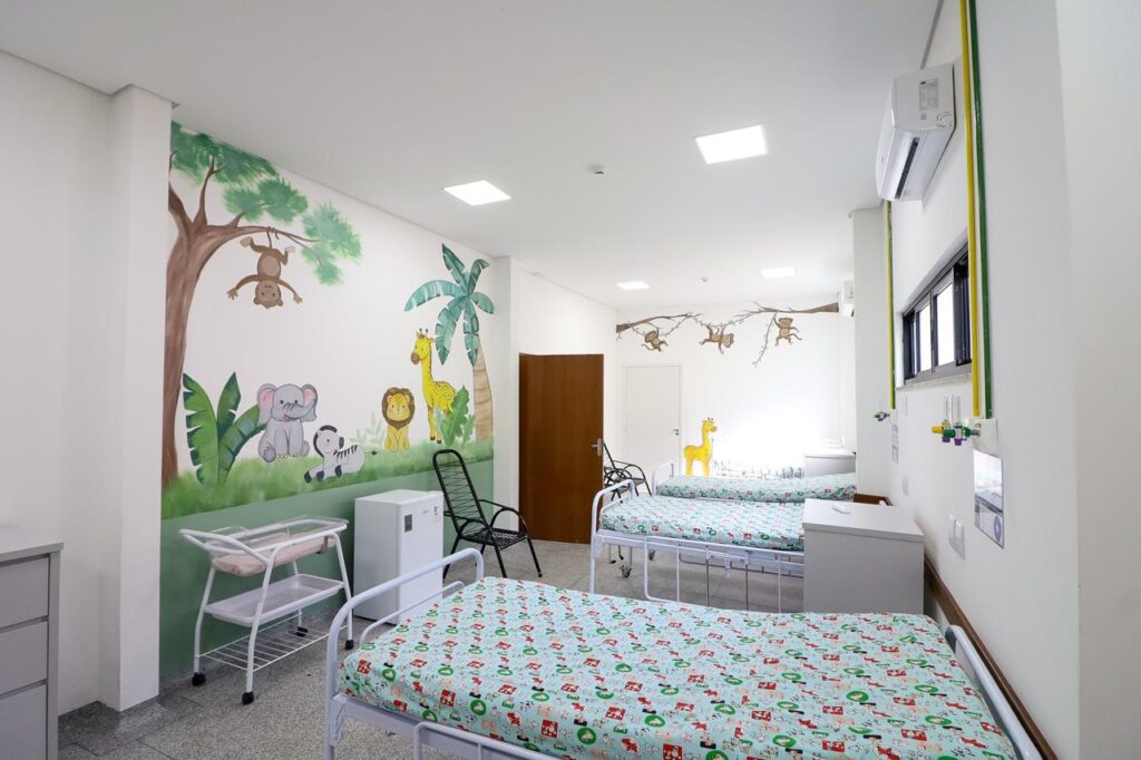 Caarapó ganha pacote de obras urbanas, com reforma de hospital e nova rodovia MS-378 Caarapó ganha pacote de obras urbanas, com reforma de hospital e nova rodovia MS-378