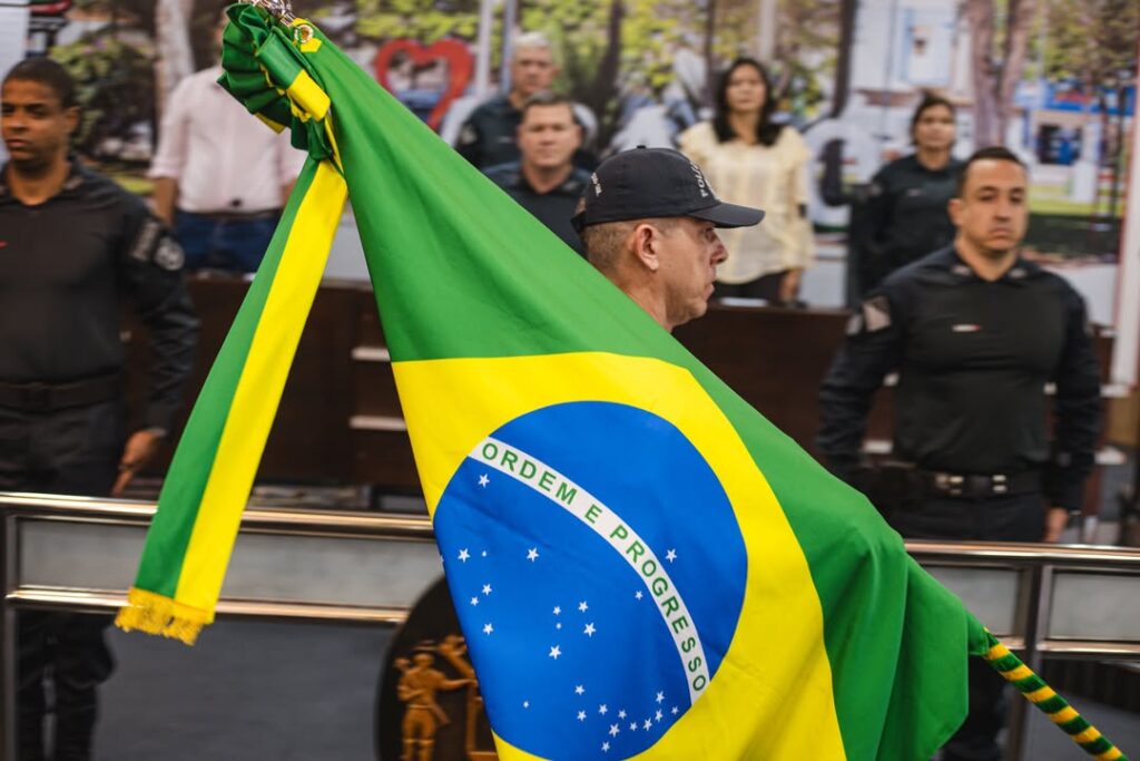 Prefeita de Caarapó participa de cerimônia de troca de comando da Polícia Militar Prefeita de Caarapó participa de cerimônia de troca de comando da Polícia Militar