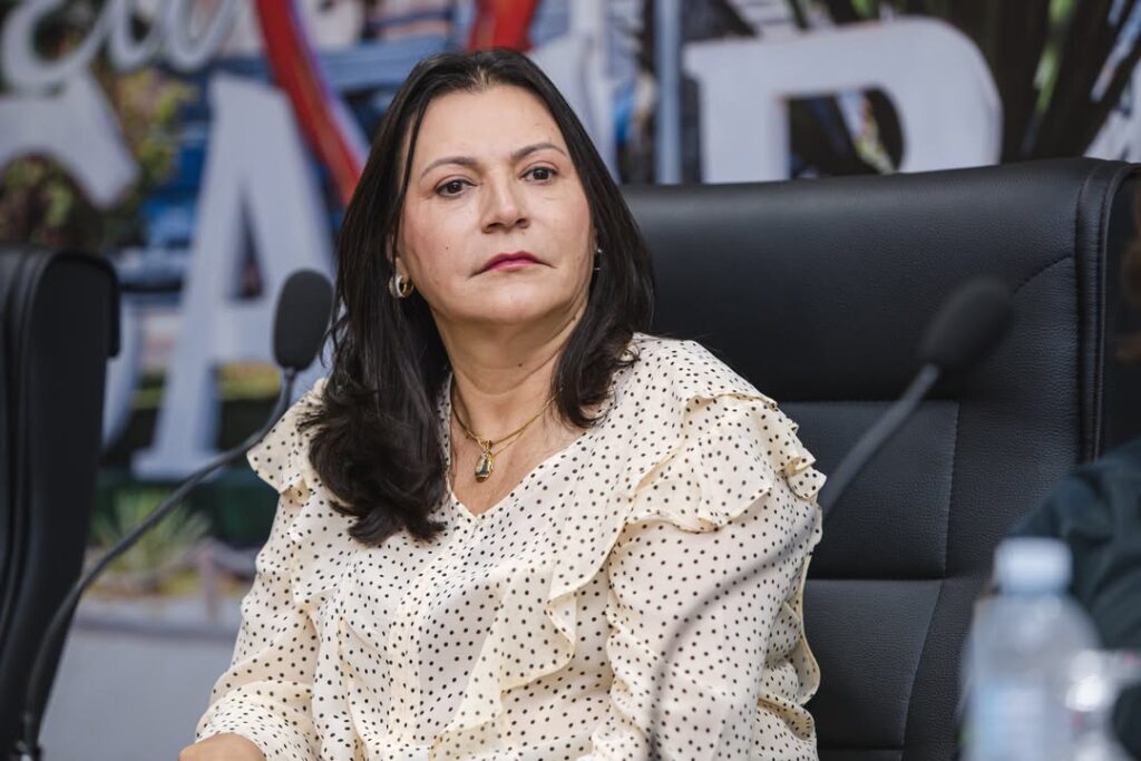 Prefeita de Caarapó participa de cerimônia de troca de comando da Polícia Militar Prefeita de Caarapó participa de cerimônia de troca de comando da Polícia Militar