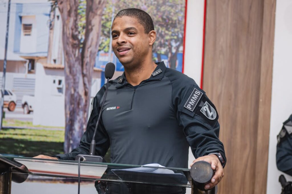 Prefeita de Caarapó participa de cerimônia de troca de comando da Polícia Militar Prefeita de Caarapó participa de cerimônia de troca de comando da Polícia Militar