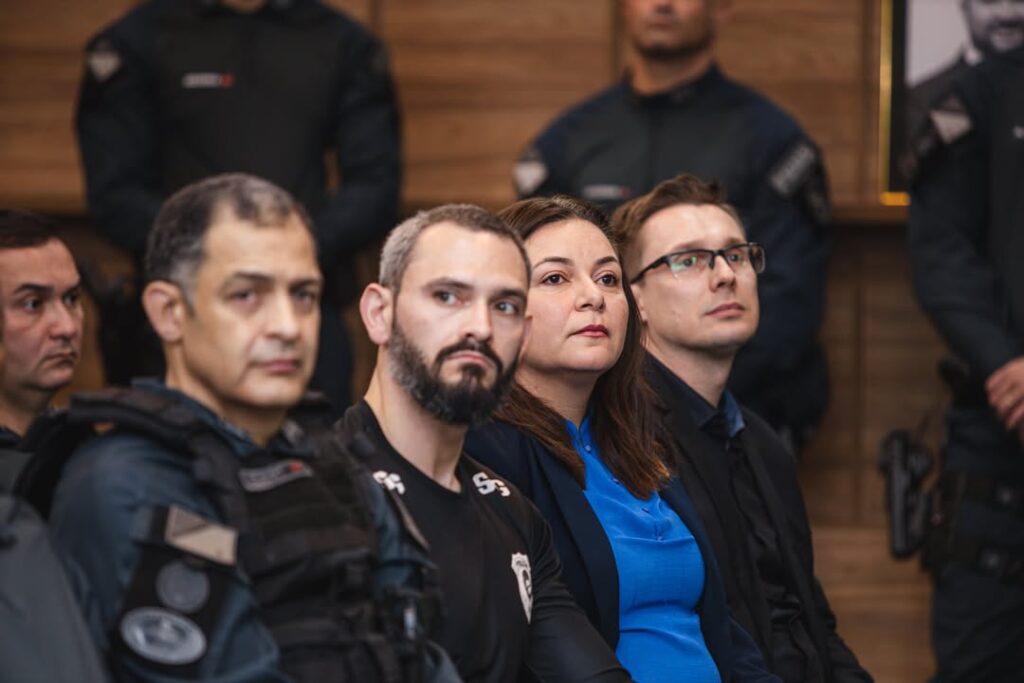 Prefeita de Caarapó participa de cerimônia de troca de comando da Polícia Militar Prefeita de Caarapó participa de cerimônia de troca de comando da Polícia Militar