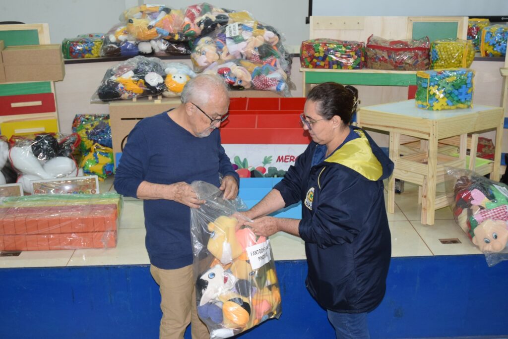 Com recursos próprios, Secretaria de Educação de Iguatemi realiza aquisição de brinquedos terapêuticos e pedagógicos