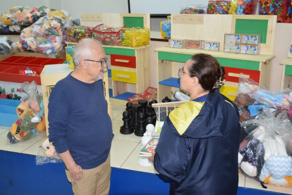 Com recursos próprios, Secretaria de Educação de Iguatemi realiza aquisição de brinquedos terapêuticos e pedagógicos
