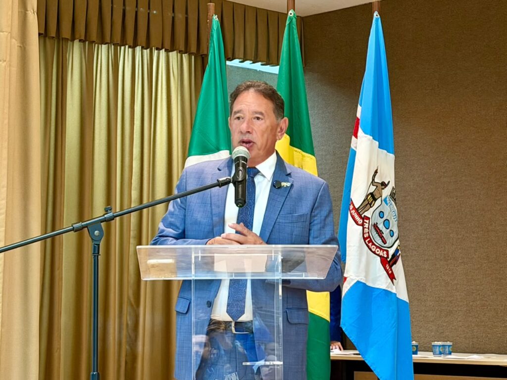 Gerson recebe título de Cidadão Treslagoense durante celebrações dos 111 anos de Três Lagoas