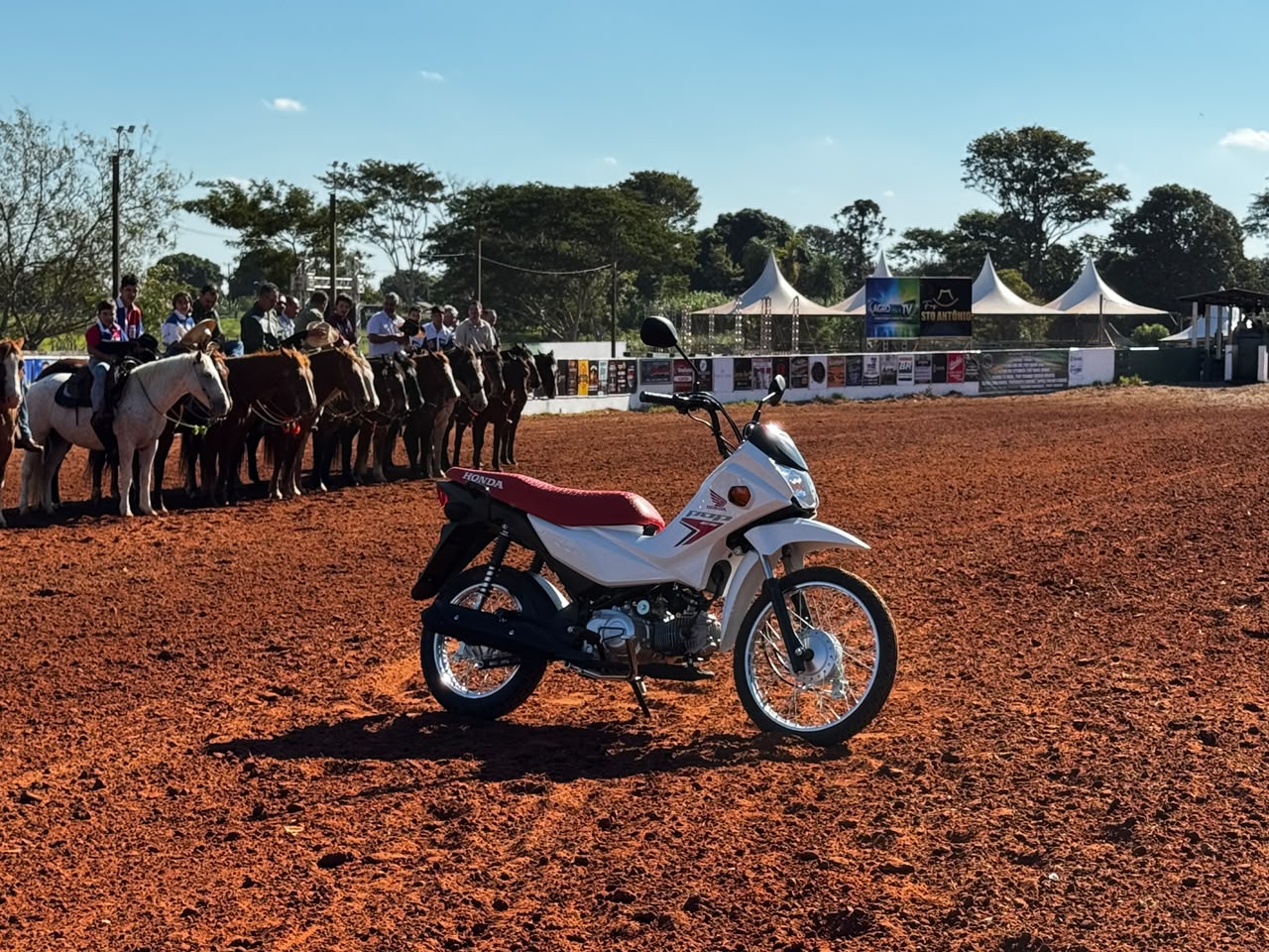 EXPOTAC 2026 reúne público recorde e consolida sucesso da maior festa de portão aberto da fronteira EXPOTAC 2026 reúne público recorde e consolida sucesso da maior festa de portão aberto da fronteira