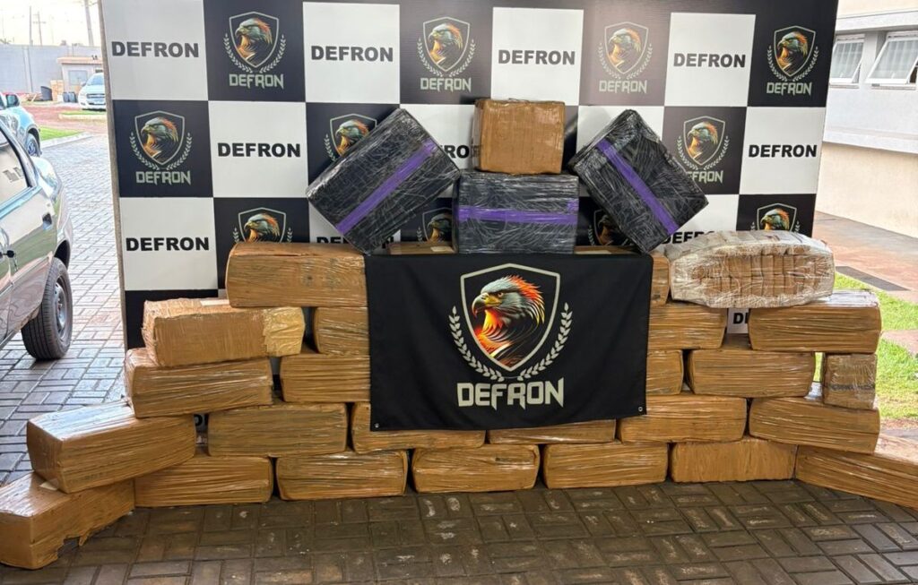 Polícia Civil apreende mais de 775 quilos de maconha e cumpre mandado de prisão durante ação em Amambai Polícia Civil apreende mais de 775 quilos de maconha e cumpre mandado de prisão durante ação em Amambai