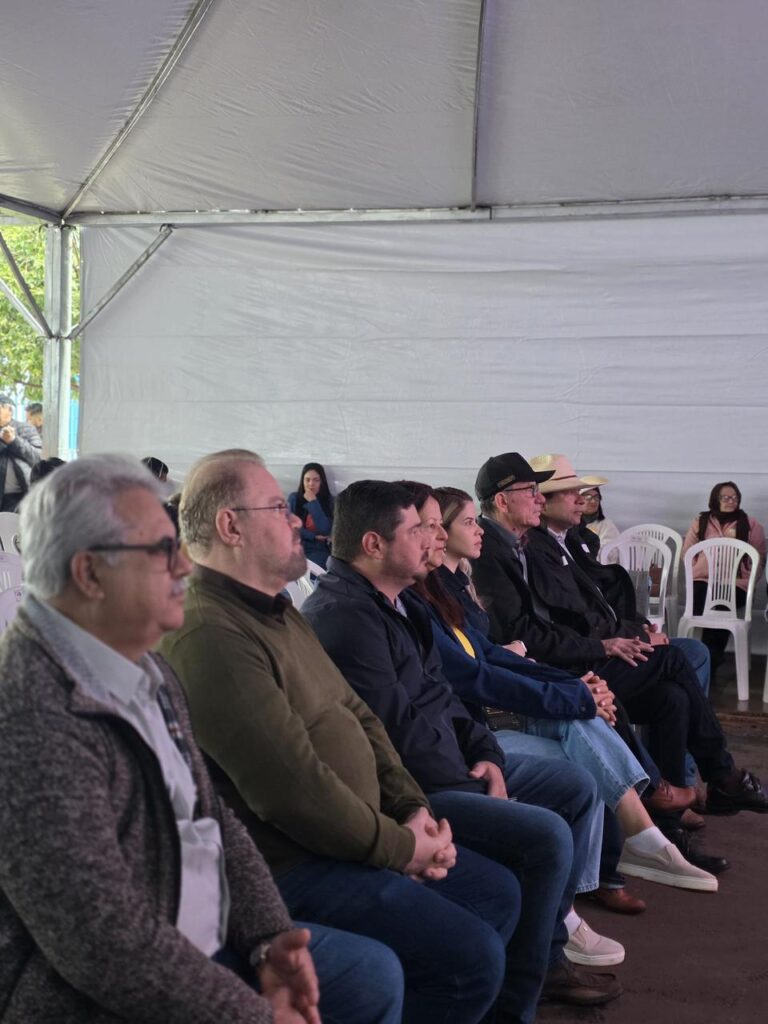 Ação de saúde do Senar realiza atendimentos gratuitos e beneficia moradores de Amambai Ação de saúde do Senar realiza atendimentos gratuitos e beneficia moradores de Amambai