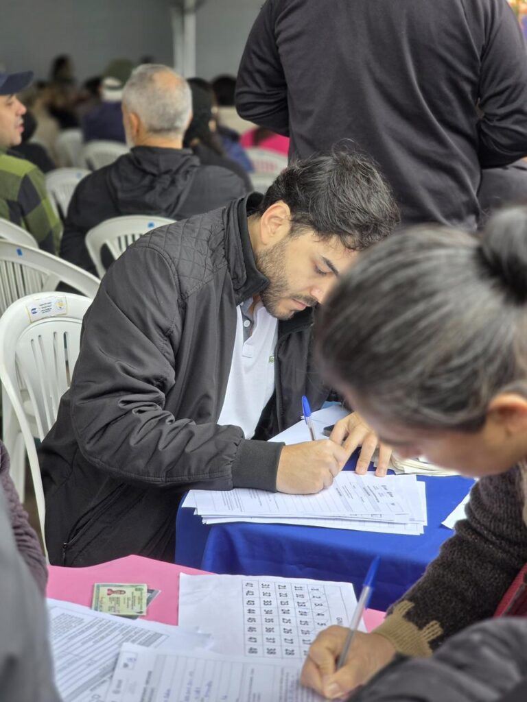 Ação de saúde do Senar realiza atendimentos gratuitos e beneficia moradores de Amambai Ação de saúde do Senar realiza atendimentos gratuitos e beneficia moradores de Amambai