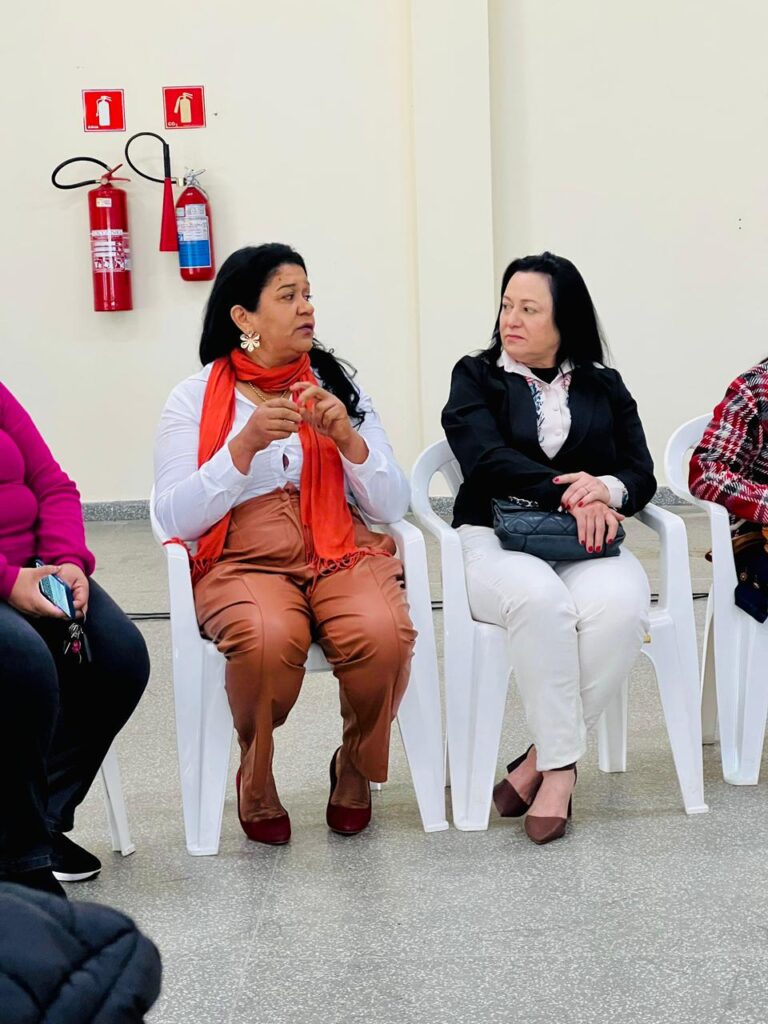 Amambai realiza Roda de Conversa do Programa Mais Plural e fortalece ações de inclusão socioprodutiva Amambai realiza Roda de Conversa do Programa Mais Plural e fortalece ações de inclusão socioprodutiva