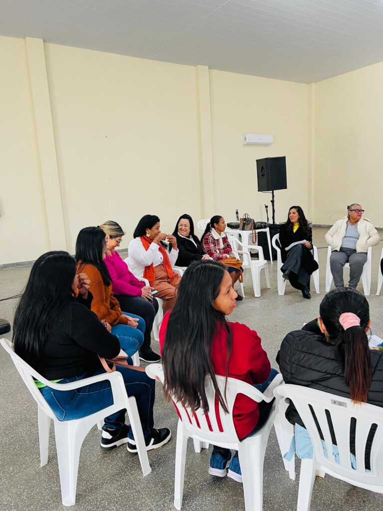 Amambai realiza Roda de Conversa do Programa Mais Plural e fortalece ações de inclusão socioprodutiva Amambai realiza Roda de Conversa do Programa Mais Plural e fortalece ações de inclusão socioprodutiva