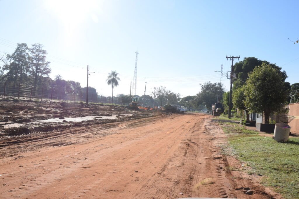 Iguatemi: Obras de drenagem nos bairros Vila Nova e Vila Nova Esperança são retomadas após período de fortes chuvas