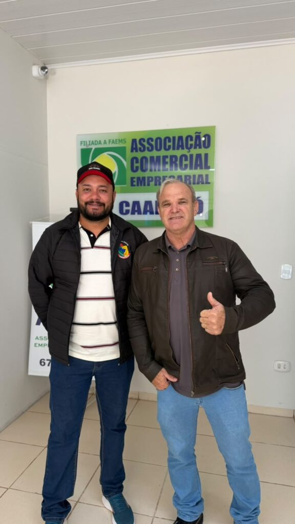 Nado Tozzi reúne farmacêuticos e propõe melhorias na divulgação dos plantões noturnos em Caarapó Nado Tozzi reúne farmacêuticos e propõe melhorias na divulgação dos plantões noturnos em Caarapó