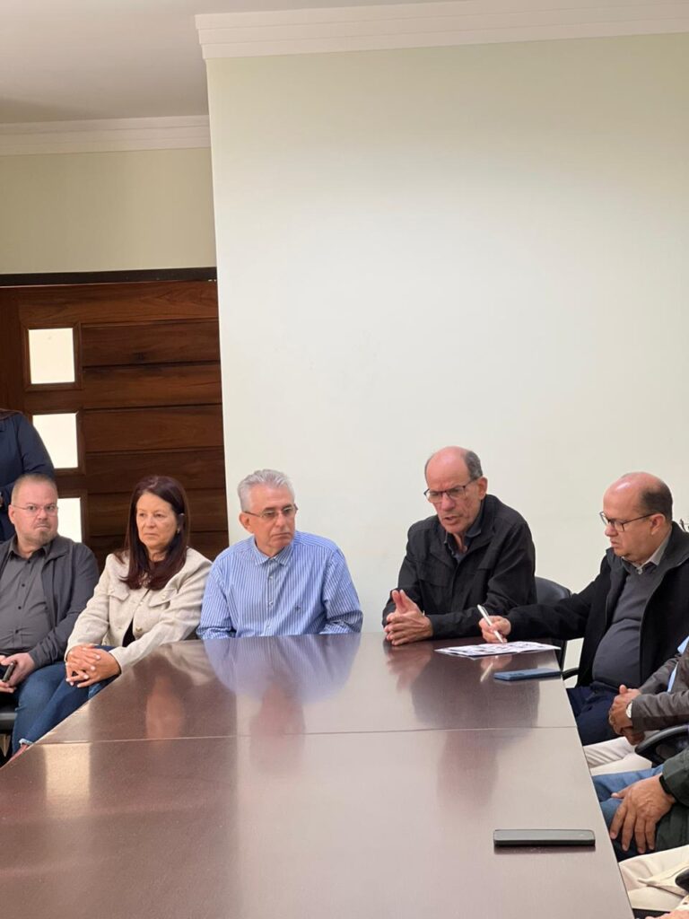 Prefeitura de Amambai recebe visita institucional do vice-governador Barbosinha Prefeitura de Amambai recebe visita institucional do vice-governador Barbosinha