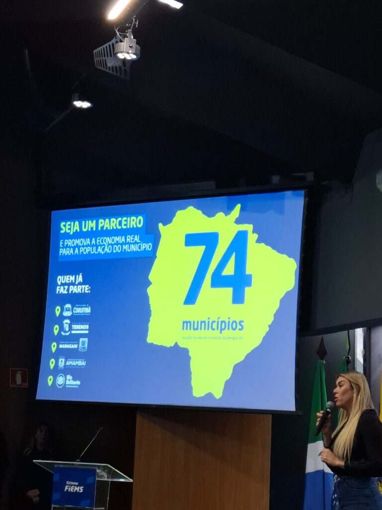 Em Campo Grande, prefeito de Amambai articula parceria com a FIEMS para garantir economia na conta de energia