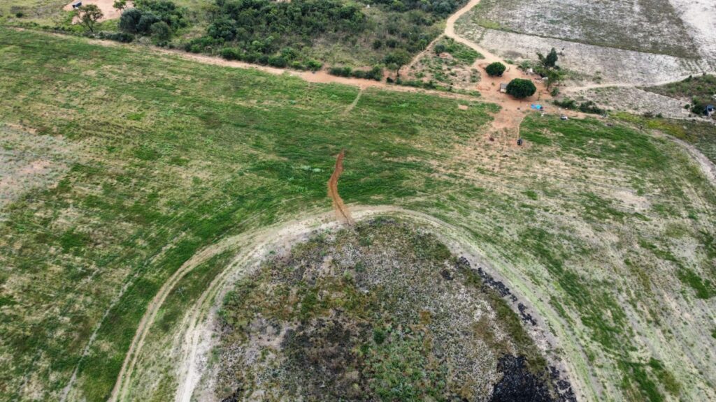 Após decisão da Justiça Federal, indígenas voltam a ocupar Fazenda Limoeiro em Amambai Após decisão da Justiça Federal, indígenas voltam a ocupar Fazenda Limoeiro em Amambai