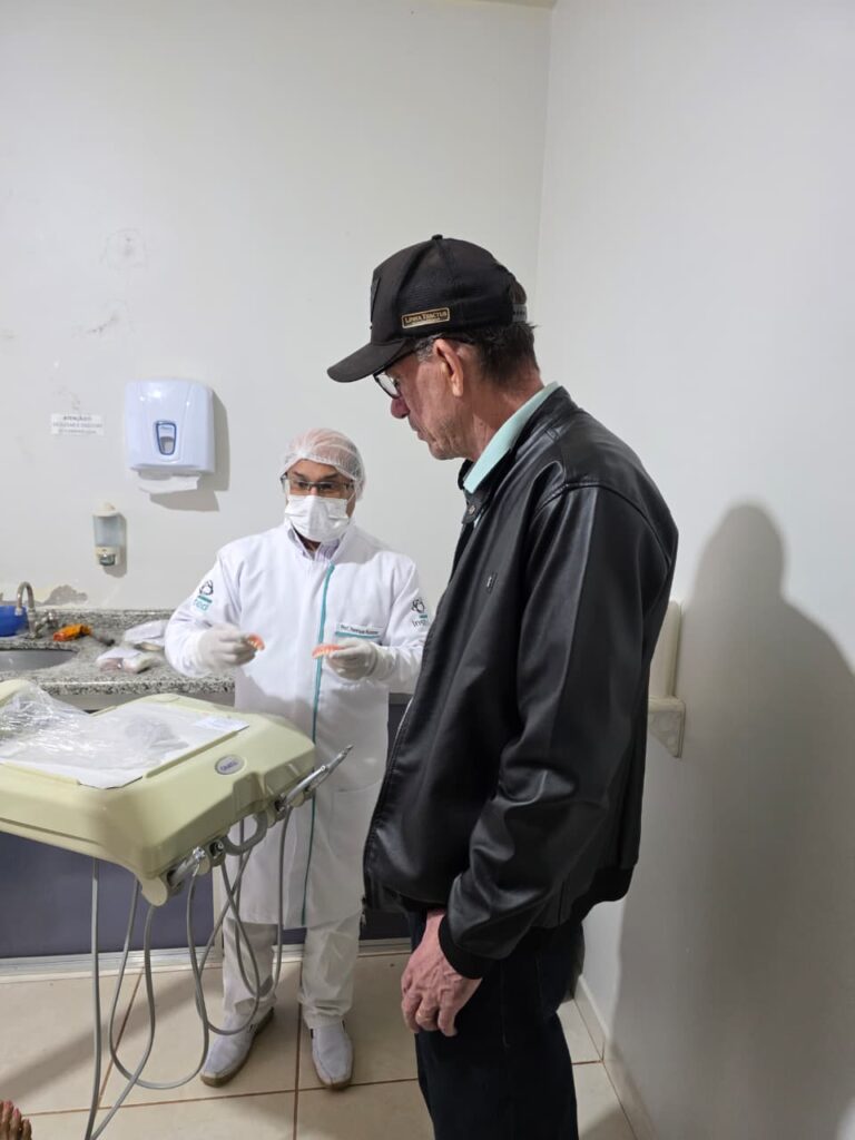 Prefeitura de Amambai realiza entrega, moldagem e prova de 212 próteses dentárias no Centro de Especialidades Odontológicas