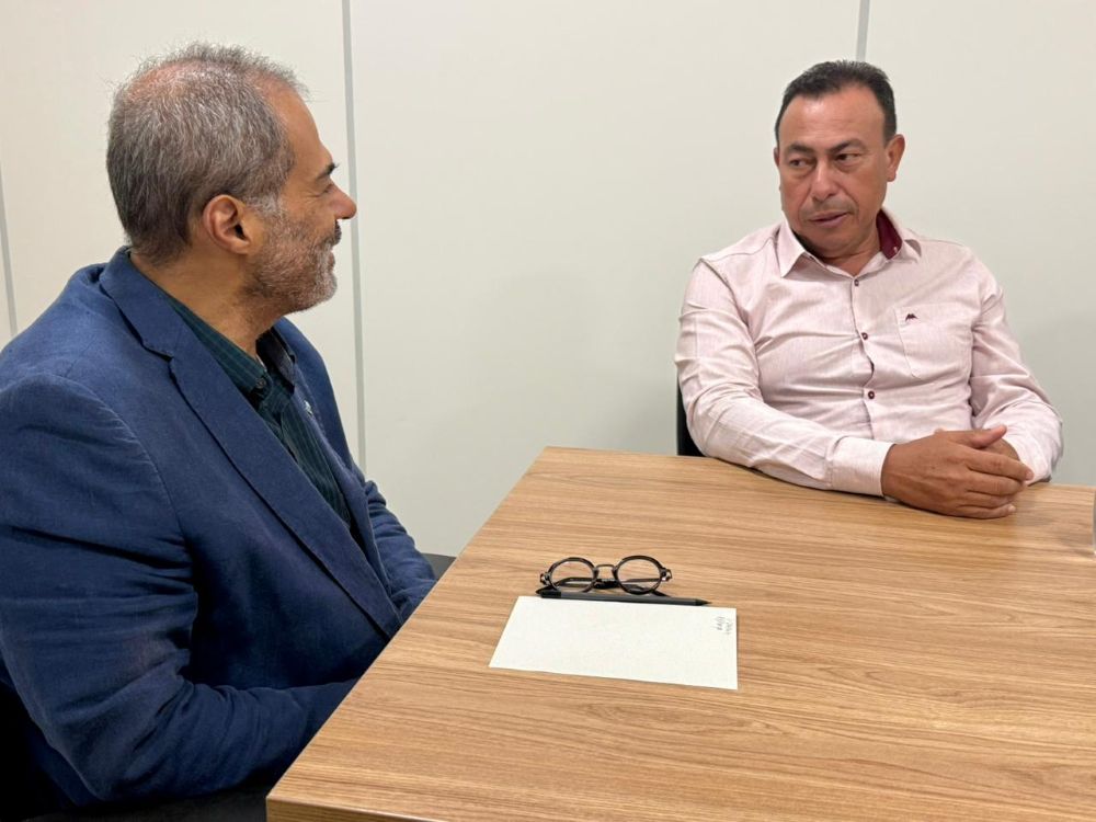 Prefeito, vice e vereadores reivindicam a instalação de uma Sala da Cidadania em Japorã Prefeito, vice e vereadores reivindicam a instalação de uma Sala da Cidadania em Japorã