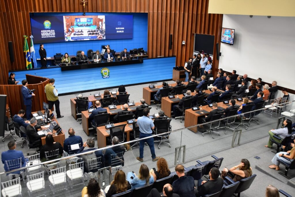 Fiems é homenageada como instituição parceira do cooperativismo em MS
