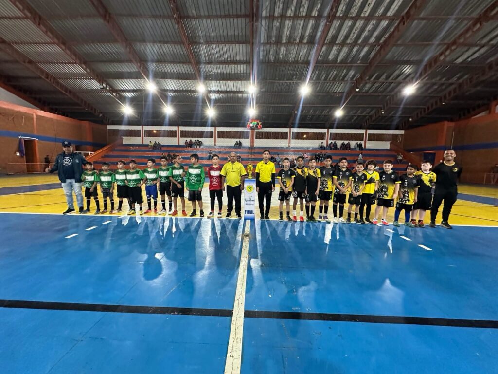 Iguatemi: Ginásio de Esportes recebe público para as finais do Campeonato Municipal de Futsal