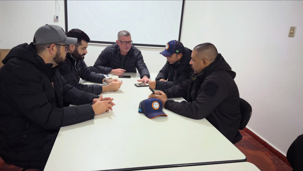 Em reunião, Prefeitura de Sete Quedas discute estruturação da Defesa Civil Municipal Em reunião, Prefeitura de Sete Quedas discute estruturação da Defesa Civil Municipal