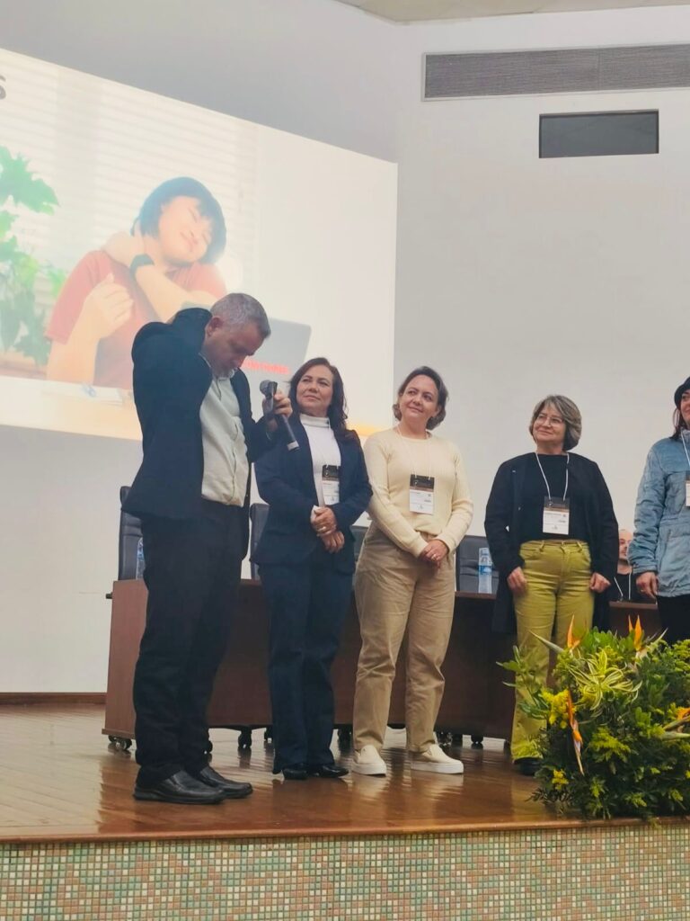 Equipe da Educação de Amambai participa de eventos estaduais para fortalecimento das políticas públicas educacionais Equipe da Educação de Amambai participa de eventos estaduais para fortalecimento das políticas públicas educacionais