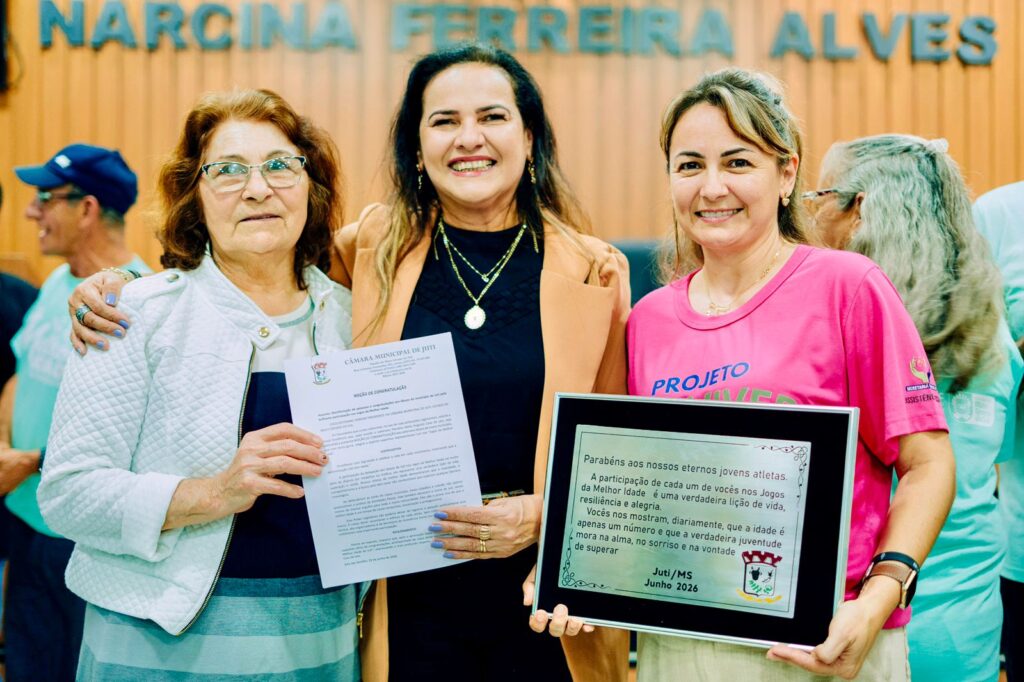 Câmara de Juti homenageia participantes dos Jogos da Melhor Idade