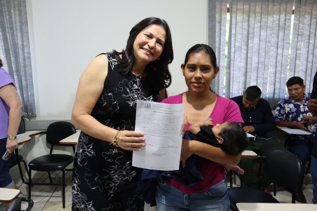Caarapó: Gestão da prefeita Lurdes ultrapassa 150 convocações em apenas 1 ano e 7 meses e fortalece a Educação e os serviços públicos