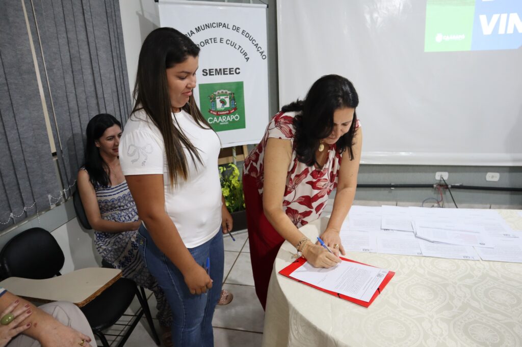 Caarapó: Gestão da prefeita Lurdes ultrapassa 150 convocações em apenas 1 ano e 7 meses e fortalece a Educação e os serviços públicos