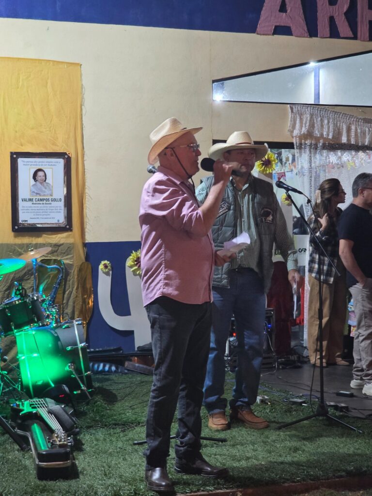 Amambai: Escola Municipal Novo Horizonte realizou tradicional Arraiá Amambai: Escola Municipal Novo Horizonte realizou tradicional Arraiá
