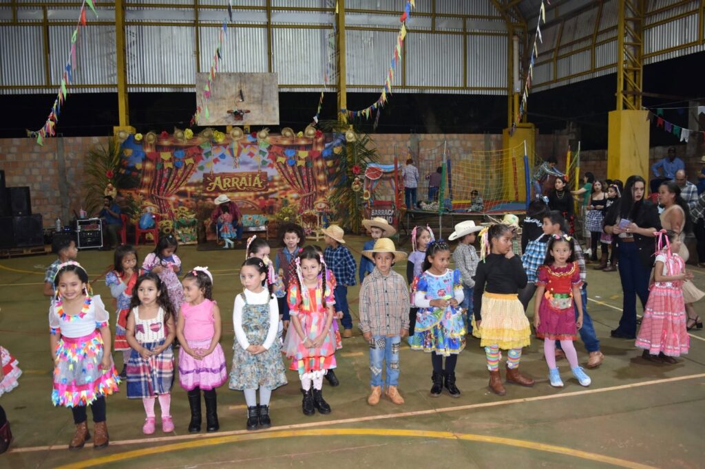Iguatemi: Em noite de alegria e tradição, Festa Julina movimenta comunidade escolar no Assentamento Auxiliadora