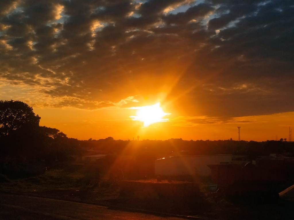 Tempo instável deve provocar chuvas em Mato Grosso do Sul neste sábado